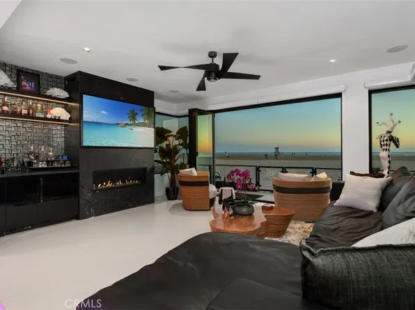 1904 W Oceanfront, Newport Beach, CA 92663