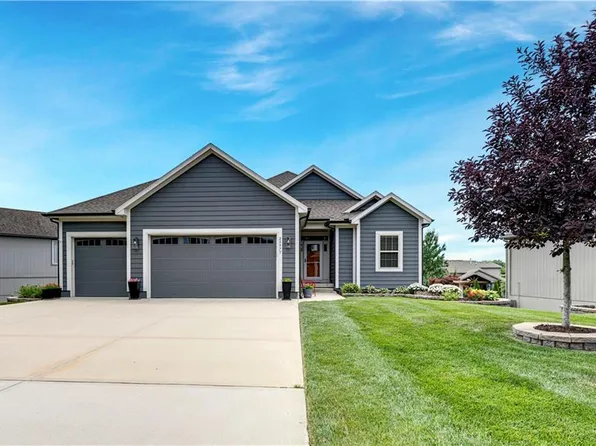 25973 W 143rd Ter, Olathe, KS 66061