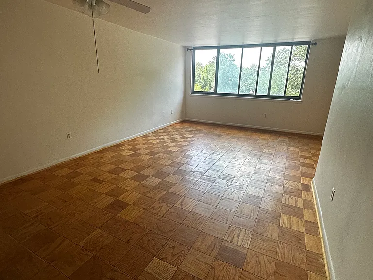 4401 Cherry Hill Rd #25 — Photo 12