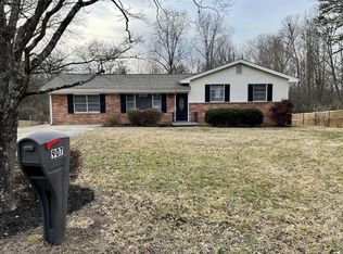 907 W Forest Blvd, Knoxville, TN 37909