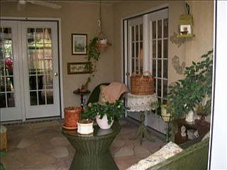 5th image of 880 Antigua Dr