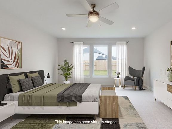 4th image of 1685 Sherwood Glen Dr