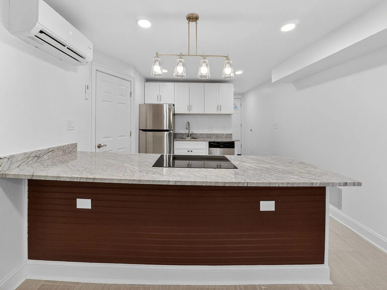 1 bed, 600 sqft, $1,995 — Photo 3