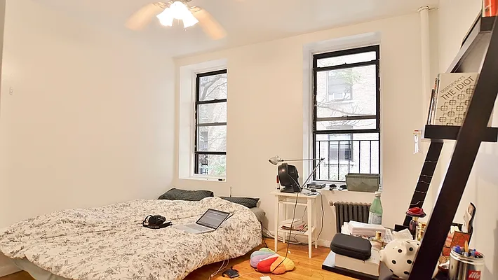 Rented by Park Property Advisors | media 15