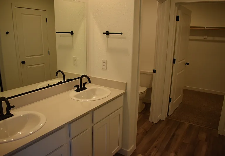 4123 Scarlet Ct — Photo 24