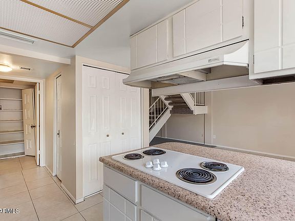 5th image of 1730 E ELLIS Drive