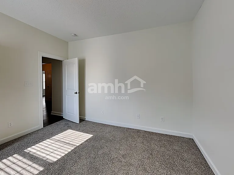 754 Taney Ct — Photo 17