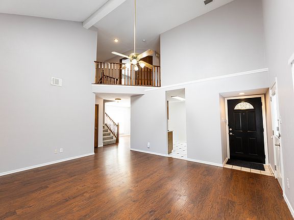5th image of 1336 Sheila Dr