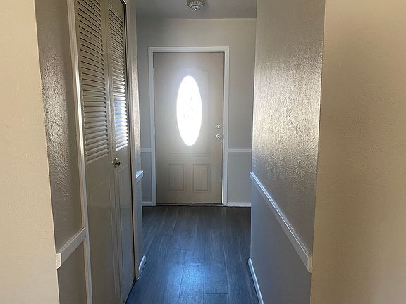 2nd image of 1133 Tahoe Dr