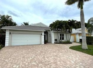 5340 NW 52nd St, Pompano Beach, FL 33073