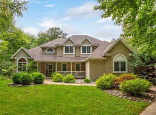 5550 Hickory Ln, Bay City, MI 48706