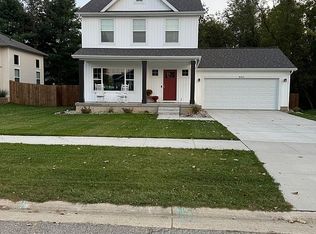 806 Starlight Way, Perry, MI 48872