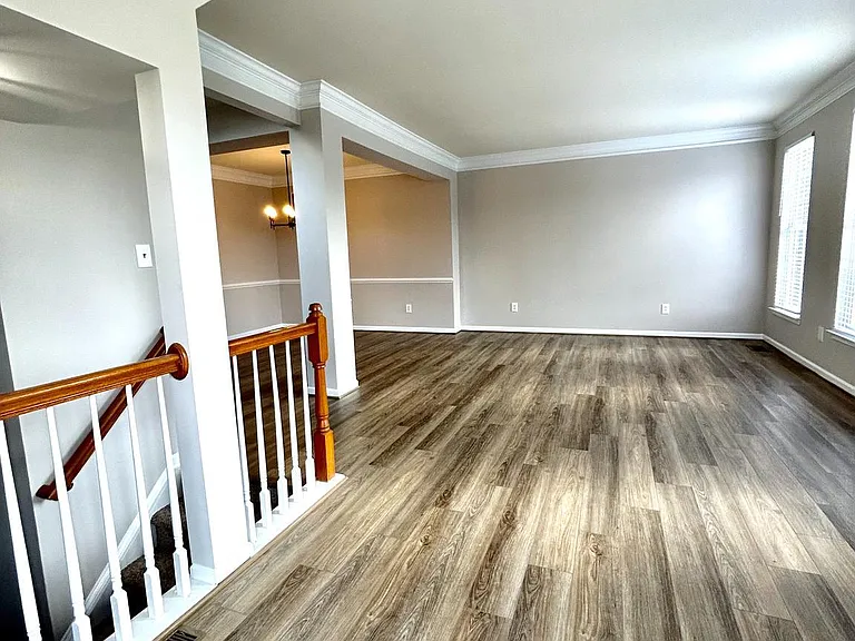 25937 Kirkwood Sq — Photo 6