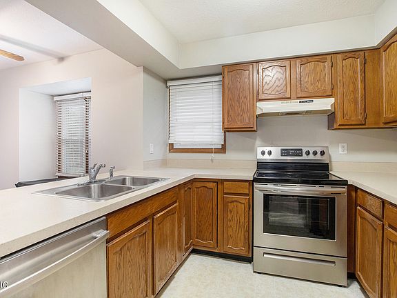 5th image of 4211 Kingsbrook Dr