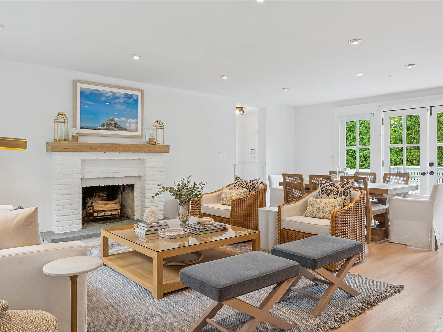 Charming Sag Harbor Village Colonial — Photo 3