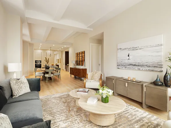 305 East 61st Street image 2 of 16