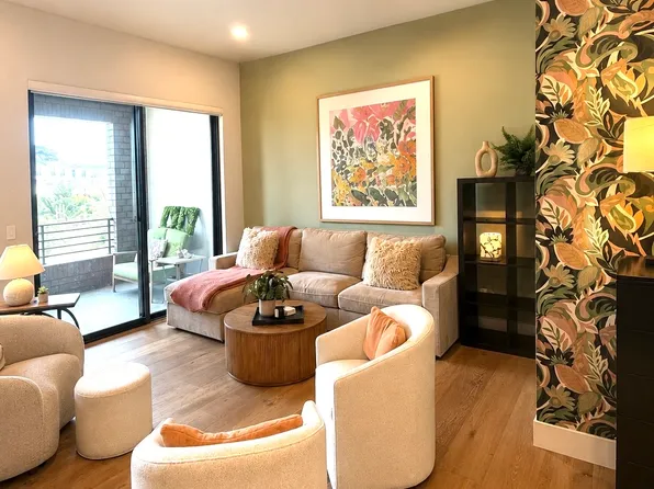 143 8th St, Marina, CA 93933