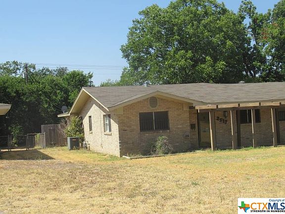 2nd image of 2517 W Avenue Z