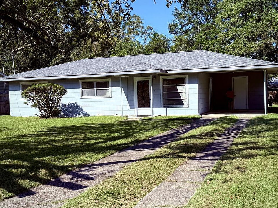 1st image of 108 Sunset Dr