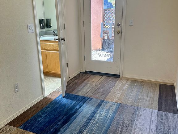 5th image of 896 Front St APT A