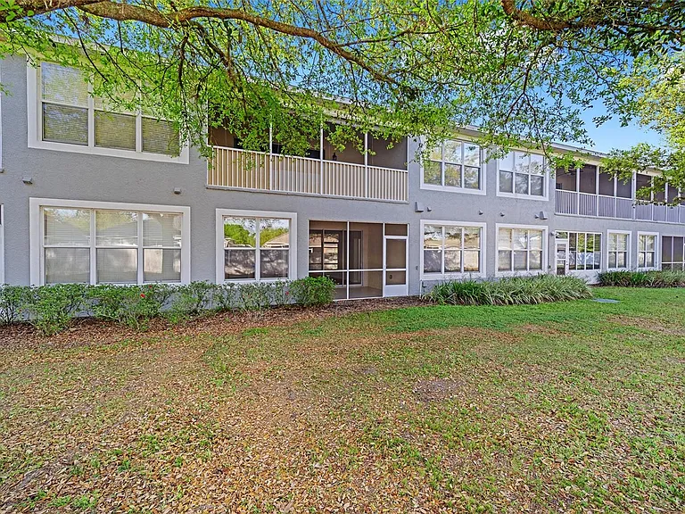 4570 SW 52nd Cir #107 — Photo 38