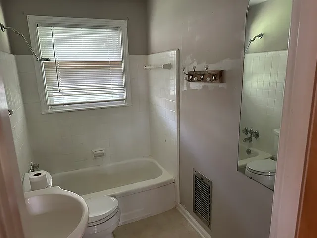 927 Potter Ln — Photo 9