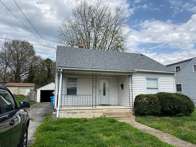 1st image of 801 Queen Ave NW #801