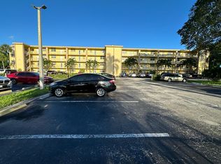 9949 Sandalfoot Blvd APT 533, Boca Raton, FL 33428