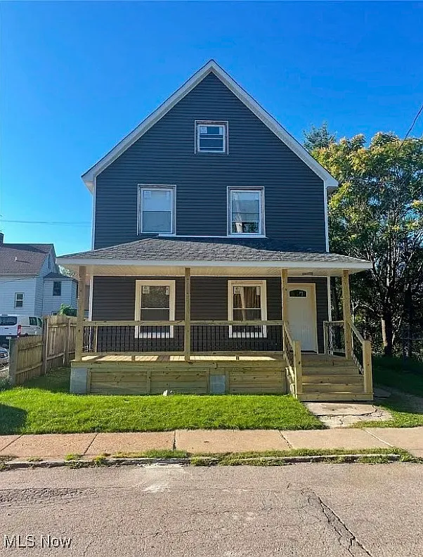 2 bed, 960 sqft, $1,650 — Photo 1