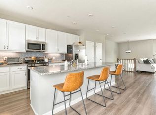 2191 Gateway Hill Rd N, North Saint Paul, MN 55109
