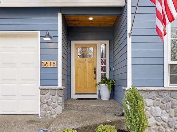 3rd image of 3618 Ivy Dr