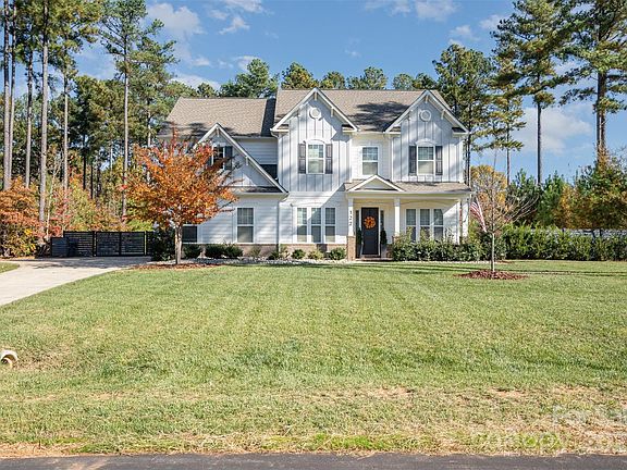 2nd image of 122 Sills Creek Ln