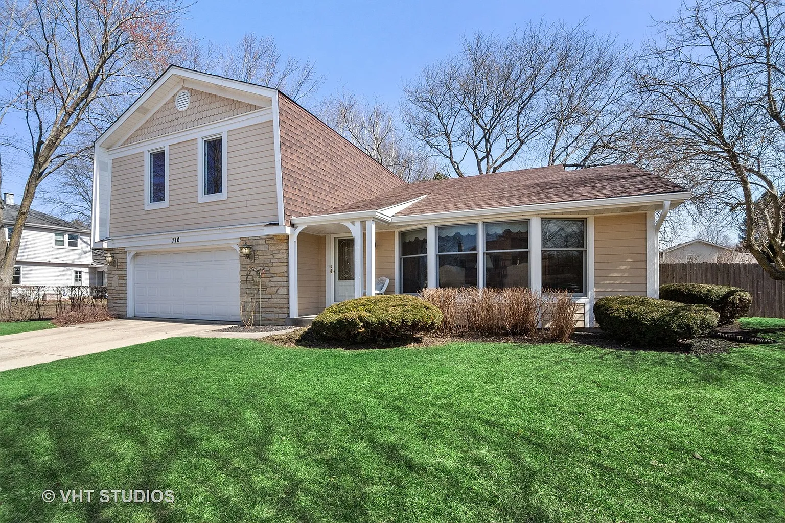 716 Roosevelt Dr photo 1