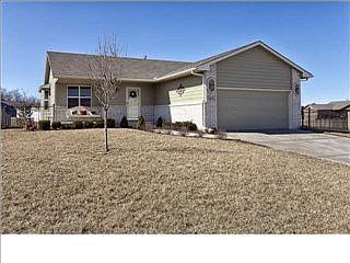 2nd image of 1103 W Basswood Dr