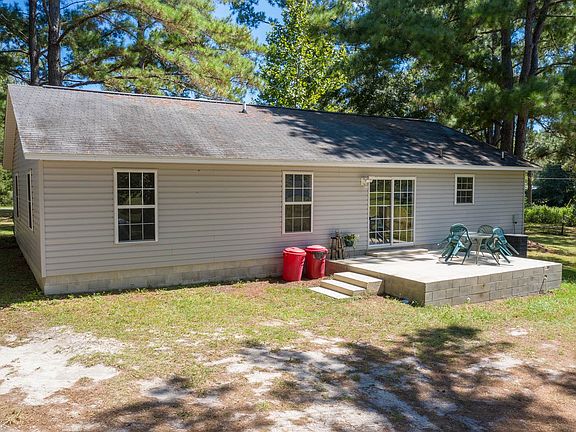 3rd image of 346 SE Seth Nettles Dr