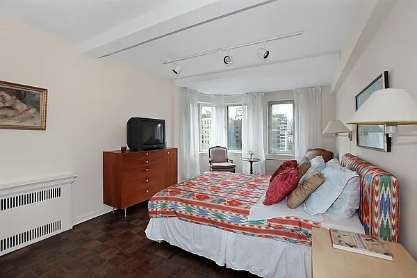 Sold by Corcoran | media 1