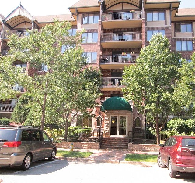 1st image of 10 S Wille St APT 410