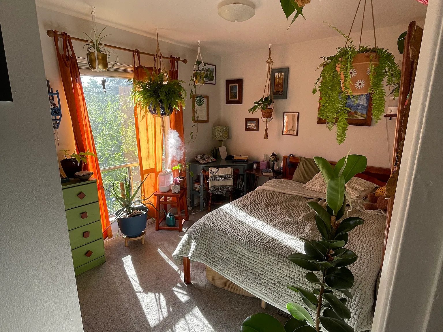 4 bed, 1800 sqft, $3,500 — Photo 3