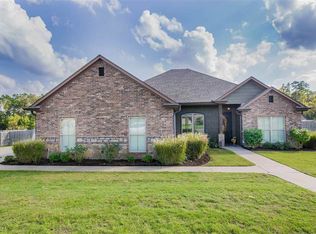 240 Highland Blvd, Hallsville, TX 75650