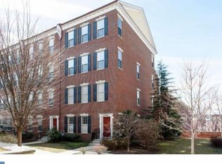 113 Surgeon General Ct, Philadelphia, PA 19146