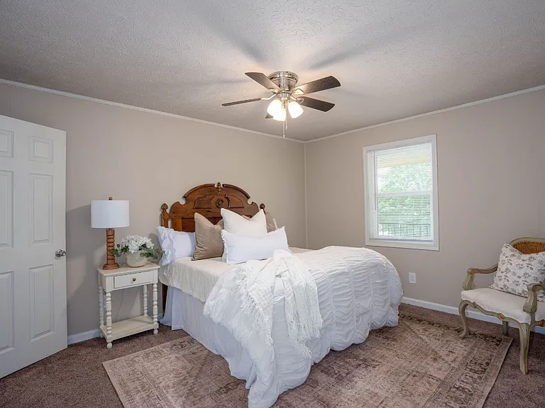 Aspen Meadow Apartments — Photo 8