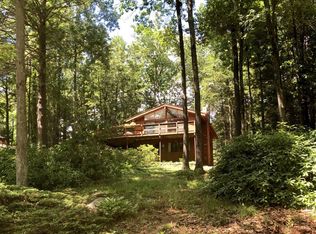 58 Morgan Cir, Amherst, MA 01002