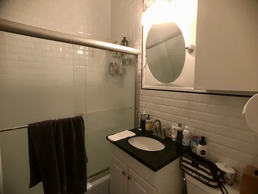 Rented by Irving Properties of New York, LLC | media 16