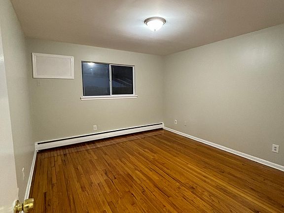 4th image of 95 Mount Vernon Ave APT 3