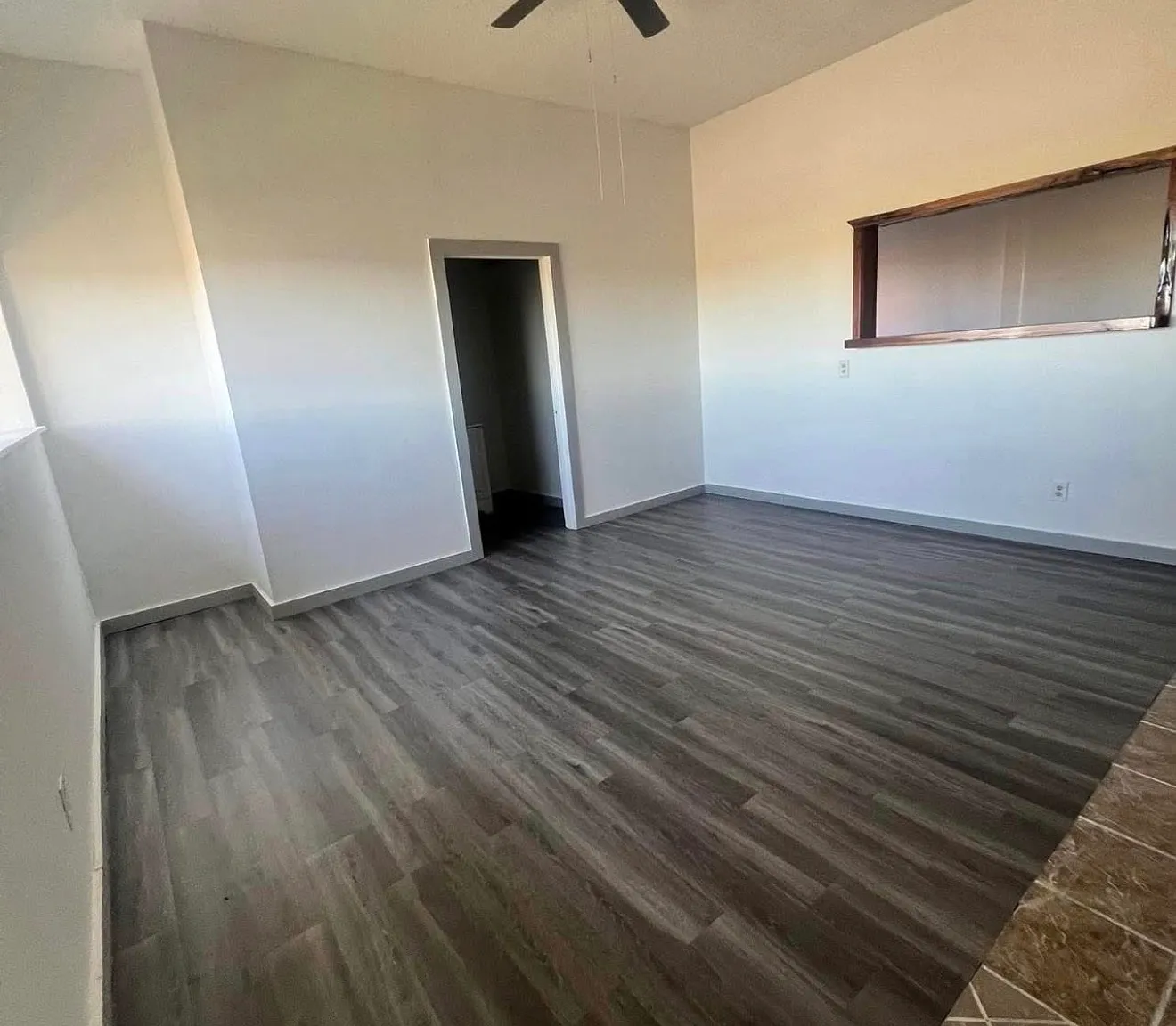 2 bed, $1,300 — Photo 2