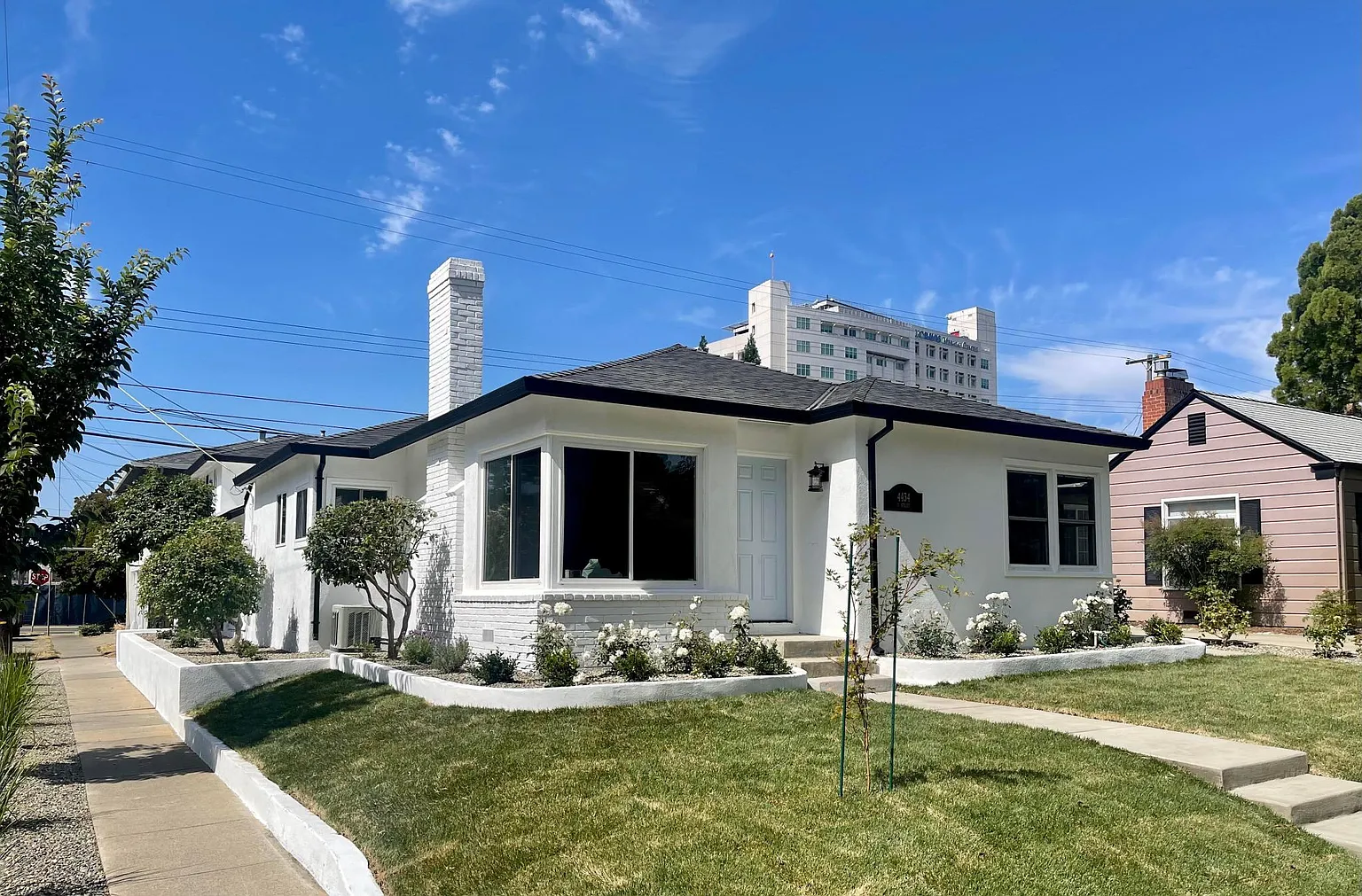 4434 U St photo 1