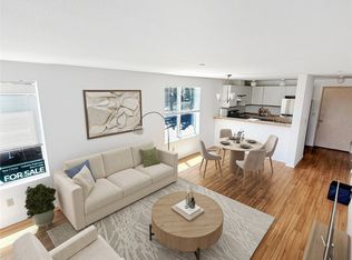 3022 SW Bradford St APT 210, Seattle, WA 98126