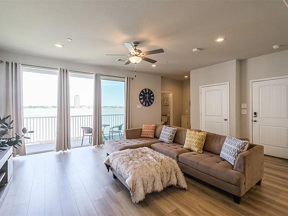 3rd image of 2711 Veranda Falls