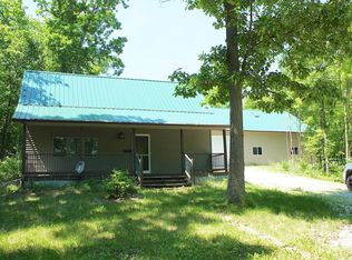11687 Deer Rd, Mabel, MN 55954