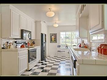 1st image of 3700 Esperanza Dr